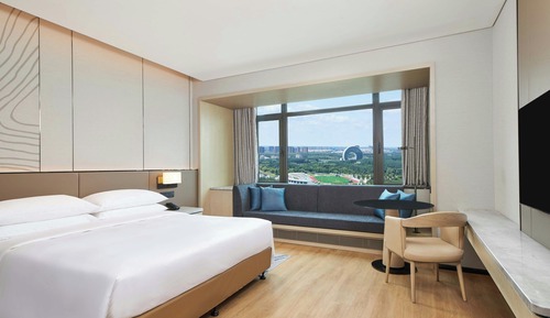 Chambre « Premier », 1 très grand lit, vue ville