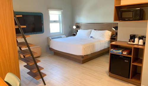 Suite Familiale, non-fumeurs (1 King & 1 Bunk Bed)