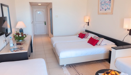 Chambre Quadruple, vue mer