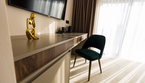 Chambre Affaires avec lits jumeaux, balcon