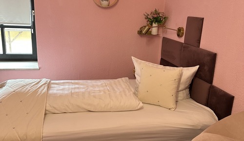 Chambre Simple Affaires, salle de bains privée, vue cour intérieure (1 Person)