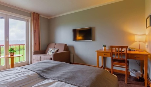 Chambre Double, vue montagne