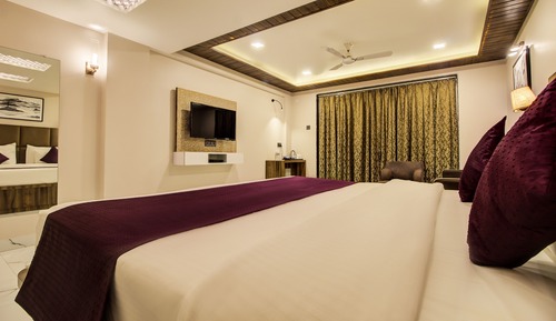 Superior Valley View