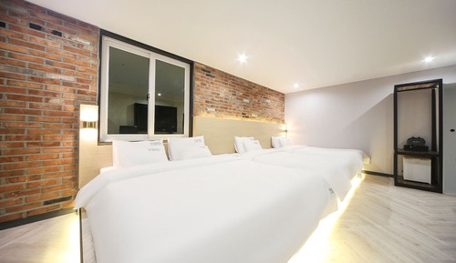 Chambre Triple Familiale