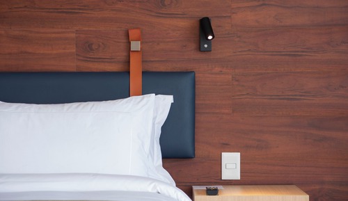 Chambre Premium, 1 très grand lit (Mid Floor)