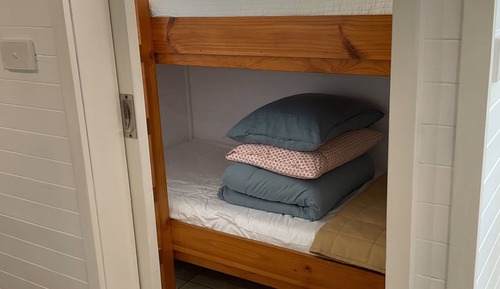 Suite Studio, plusieurs lits, cuisine, vue jardin