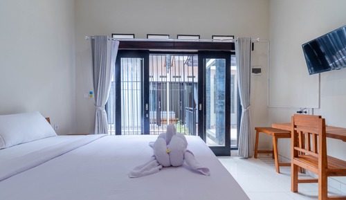 Chambre Double Deluxe, 1 très grand lit, non-fumeurs, salle de bains privée