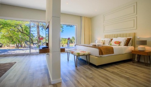 Suite, vue jardin