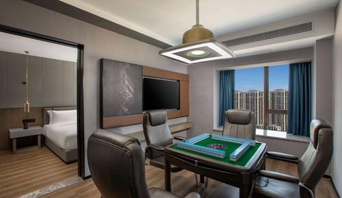 Chambre Exécutive, 1 très grand lit, fumeurs (Mahjong)