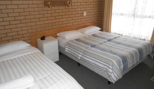 Chambre Triple (Disability Access)