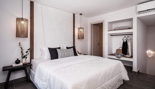 Maisonette with Sea View