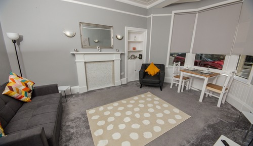 Appartement, salle de bains privée, vue jardin
