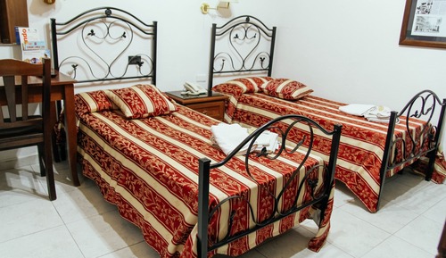 Chambre avec lits jumeaux