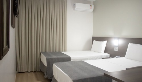 Chambre avec lits jumeaux