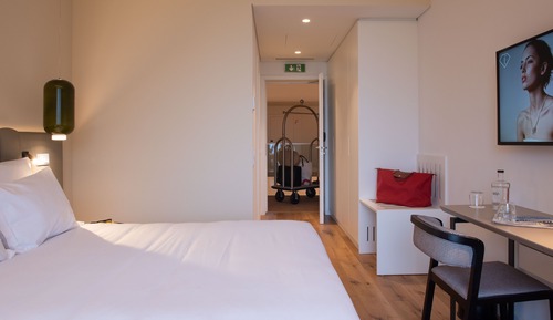 Chambre Double Supérieure, vue partielle sur la mer