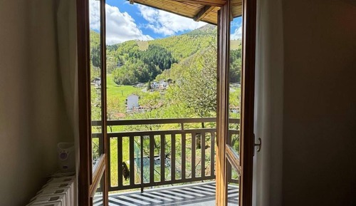 Chambre Triple Standard, vue montagne