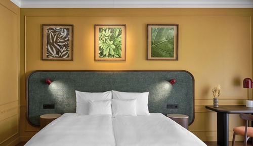 Chambre Premium, 1 très grand lit, vue ville