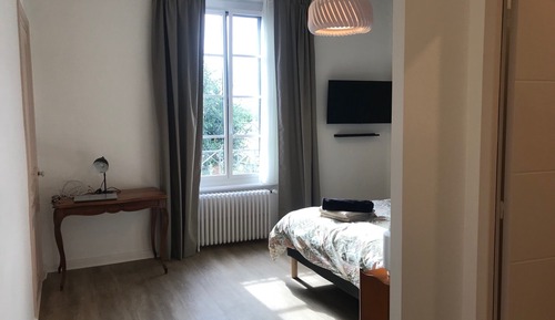 Chambre Double ou avec lits jumeaux, 1 très grand lit, vue jardin