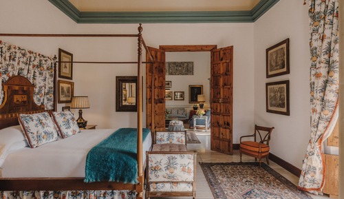 Suite Majestueuse (Maria de Napoles)