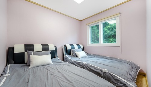 Chambre, 1 chambre (103Ho(pet))