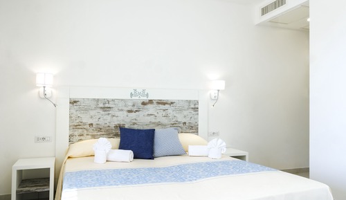 Chambre Standard Double ou avec lits jumeaux