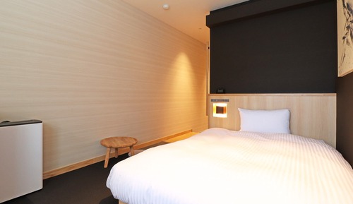 Chambre Simple Supérieure, non-fumeurs