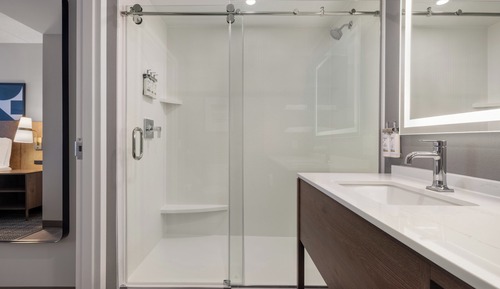 Suite, plusieurs lits, cuisine (Additional Bathroom, Top Floor)
