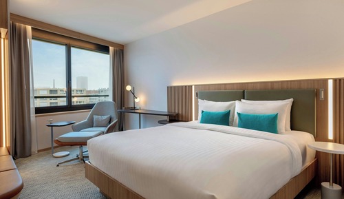 Chambre Premium, 1 très grand lit, vue ville