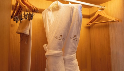 Deluxe Suite Ocean View King