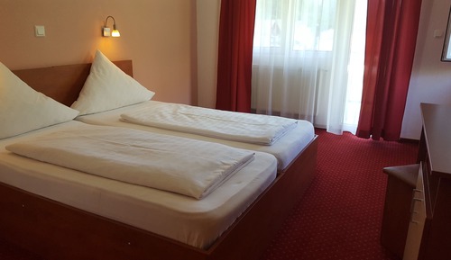 Chambre avec lits jumeaux