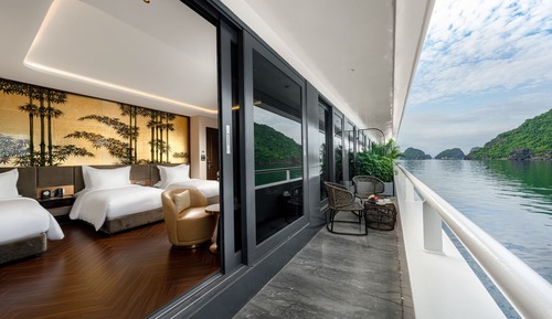 Chambre Exécutive, 3 lits une place, balcon