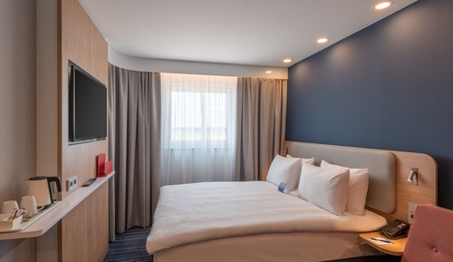 Chambre Standard (Queen/Twin depends on availability)