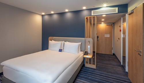 Chambre Standard, 1 grand lit, accessible aux personnes à mobilité réduite