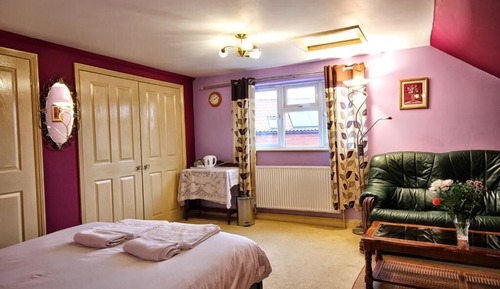 Chambre Premium, 1 très grand lit, non-fumeurs, vue colline