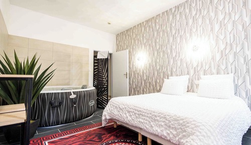 Chambre Double Premium, bain à remous (Chambre 6)