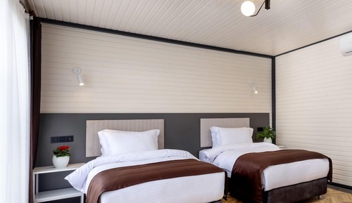 Chambre Deluxe, plusieurs lits, cheminée (Thermal Jetted Tub, Sitting Room)
