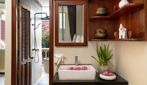Suite Studio Lune de Miel, vue piscine