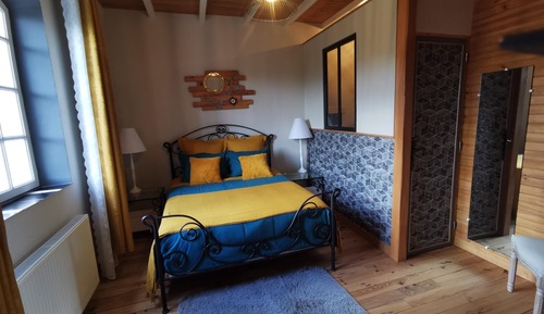 Chambre Double, vue parc, côté montagne