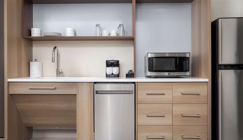 Suite, 1 grand lit, accessible aux personnes à mobilité réduite, baignoire