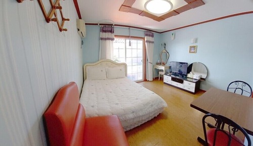 Chambre (201)