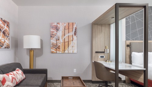 Suite, 1 très grand lit, non-fumeurs (Hearing Accessible)
