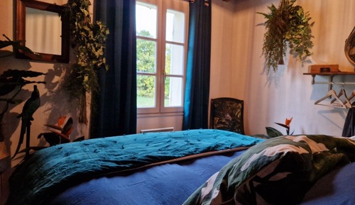 Chambre Double, salle de bains commune