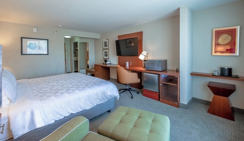 Chambre Standard, 1 très grand lit, vue ville