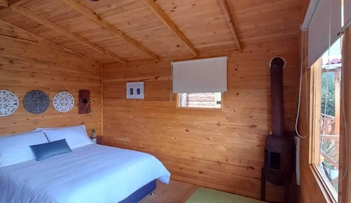 Cabane Tradition, plusieurs lits, balcon, vue montagne