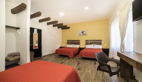 Chambre Standard (Three beds)