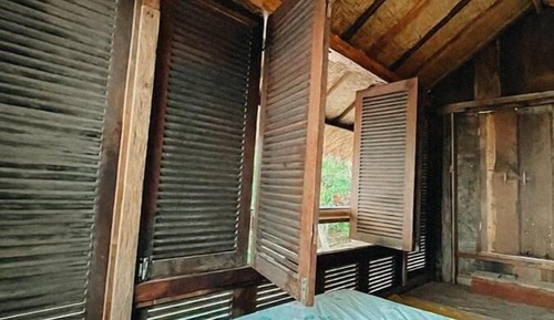 Cabane Tradition, 2 chambres, vue jardin, en bord de piscine
