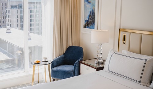 Chambre, 1 très grand lit, accessible aux personnes à mobilité réduite (Turquoise)