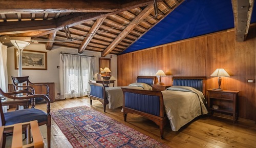 Chambre Double Standard, 2 lits une place