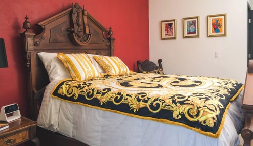 Chambre, vue piscine