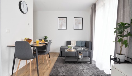 Appartement Deluxe, 1 grand lit et 1 canapé-lit, balcon